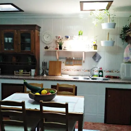 Casa Dos Carolinos * Паредиш-ди-Кора